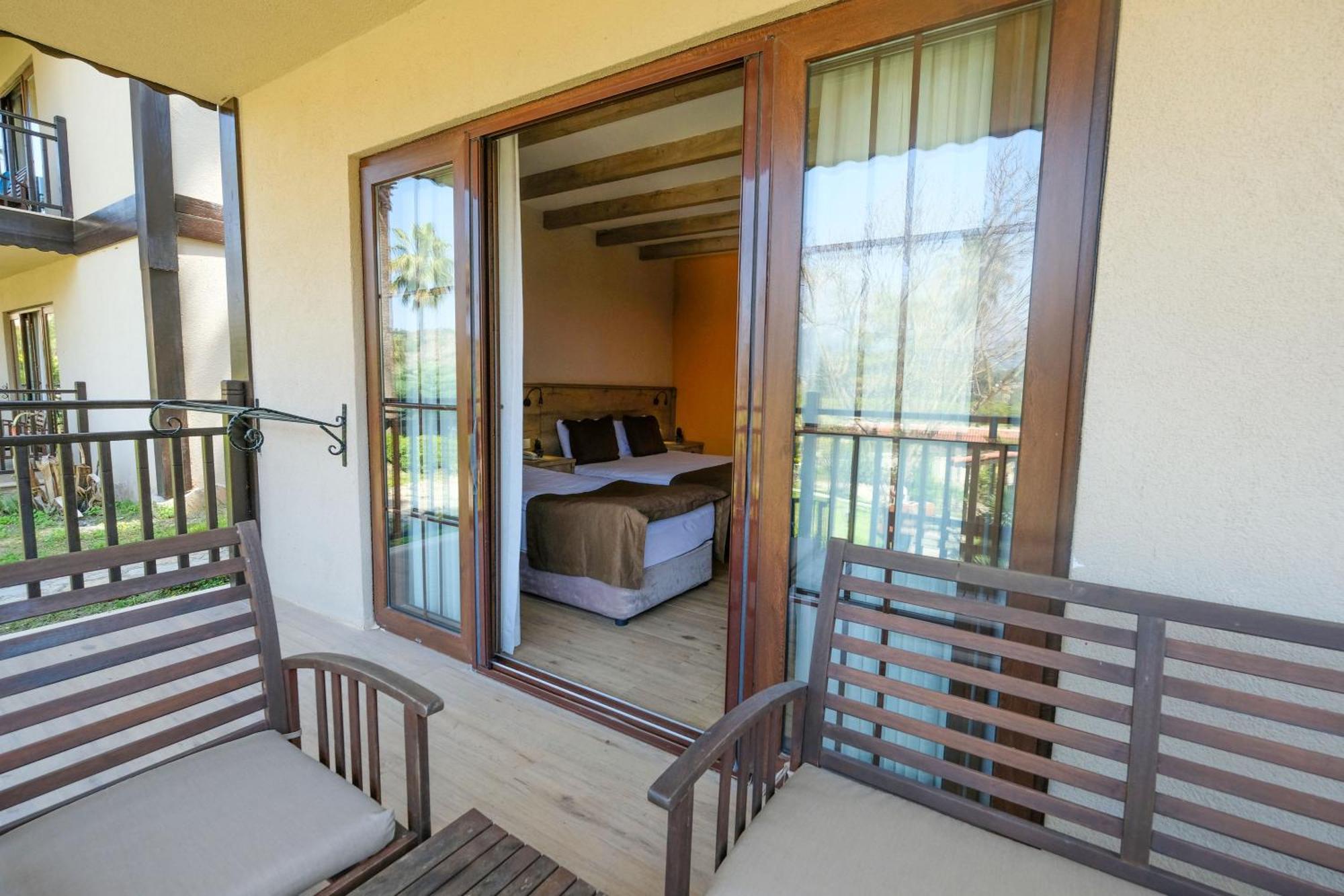 Hotel Berke Ranch&Nature Kemer Exteriör bild